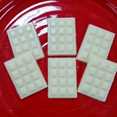 Tablettes mini de chocolat blanc végan - 95g Produit Maison